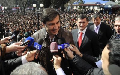 „მნიშვნელოვანია, რომ ბოლო 7 წლის განმავლობაში საქართველოში უფრო მეტი ხალხი ბრუნდება, ვიდრე აქედან მიდის. მსურს სწრაფად გადავიყვანო ჩვენი საზოგადოება ევროპულ სტანდარტებზე, დასავლურ აზროვნებაზე ავცრა“